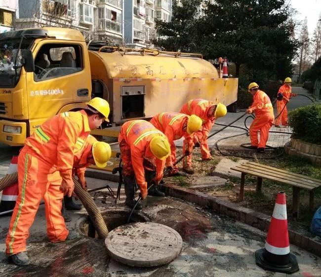 波密市政管道清淤